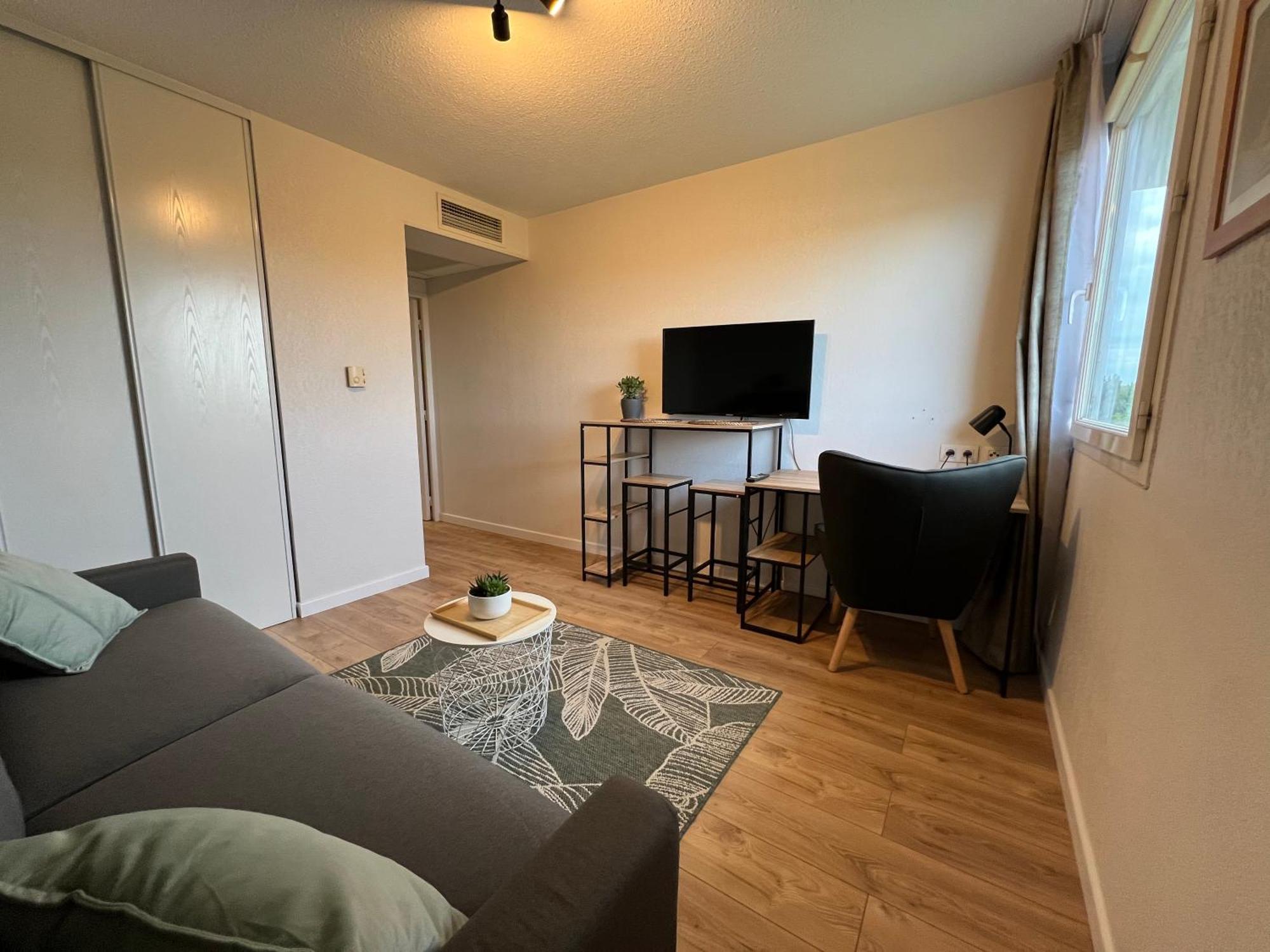 Appart'Hotel - Gare Tgv - Courtine - Confluence - 411 Avignon Exteriör bild